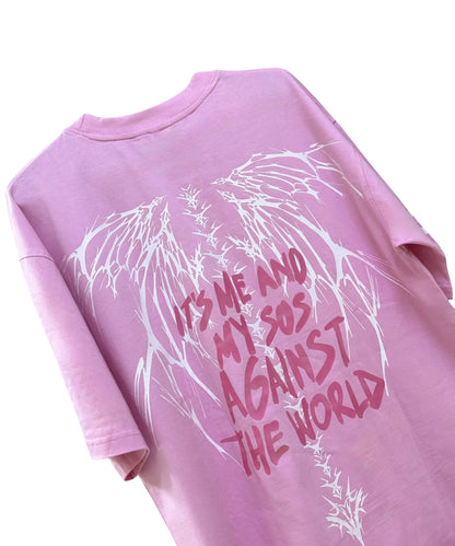 Against The World oversized streetwear t-shirt in pink - Sense of Street official drop