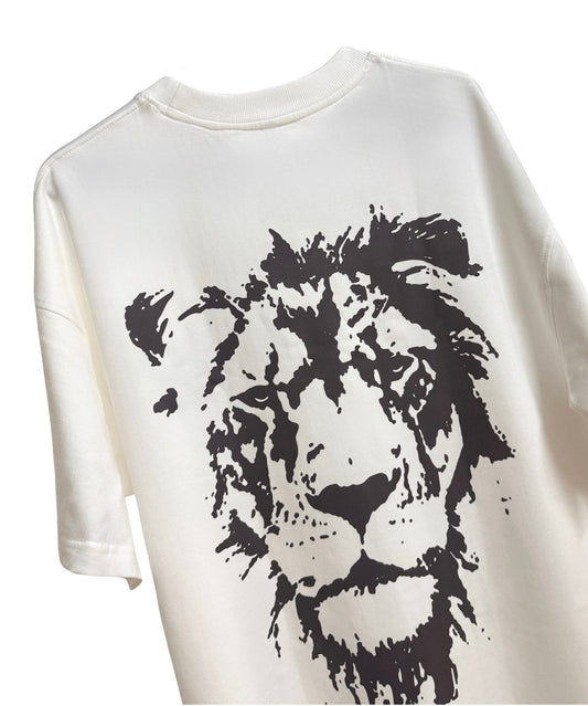 Detailed Fearless Tiger back graphic print on 240 GSM heavy-weight cotton streetwear t-shirt.