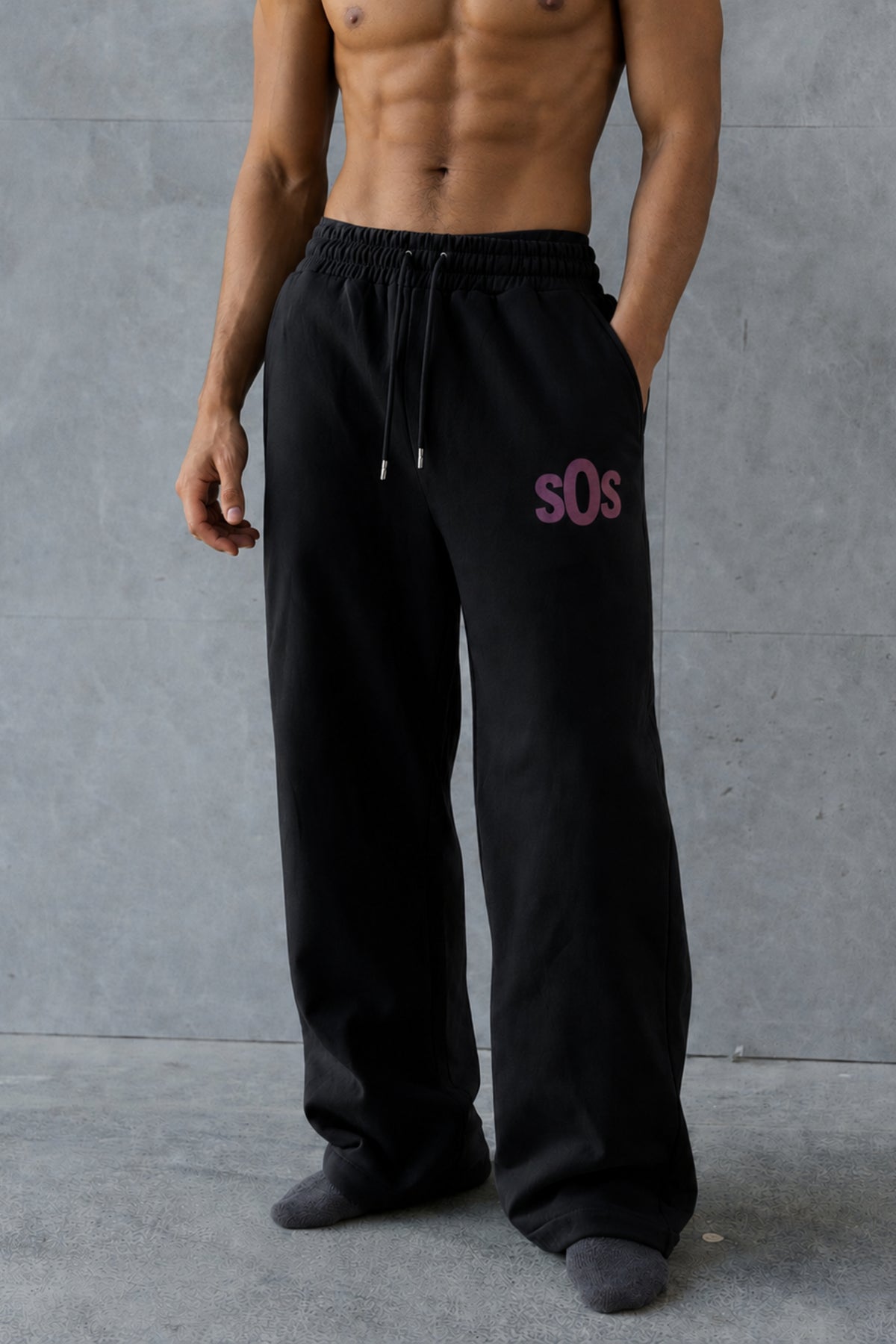 MIDNIGHT ESSENTIAL SWEATPANTS